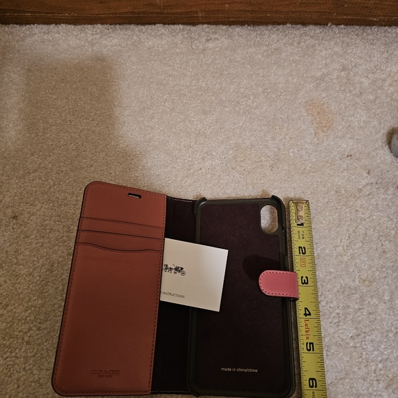 Coach signature canvas pink lily purse with iPhone case. - Picture 8 of 9